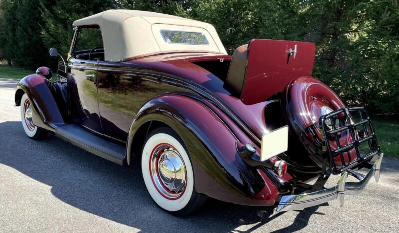 
								1936 Ford Deluxe Roadster Model 68 full									