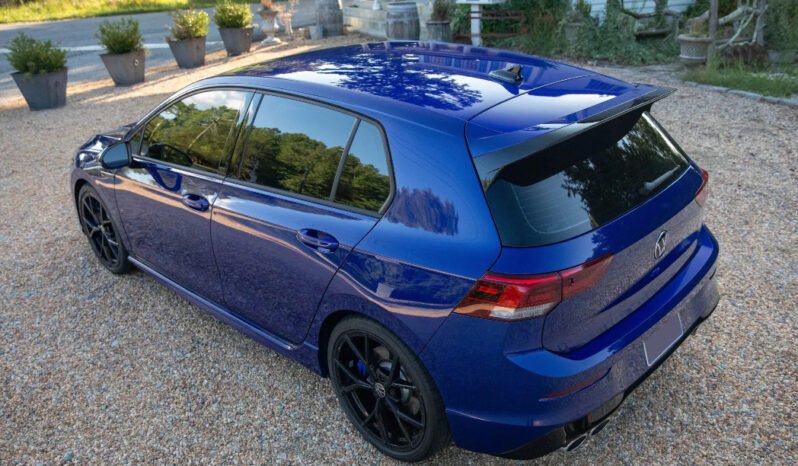 
								2023 Volkswagen Golf R full									