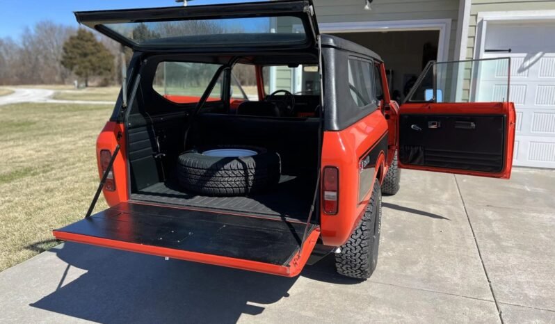 
								1972 International Harvester Scout II 4WD full									