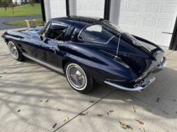 1963 Chevrolet Corvette Split-Window Blue