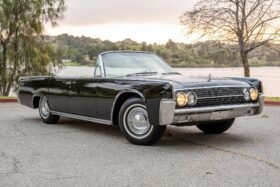 1962 Lincoln Continental V8 Convertible