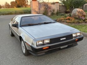 1983 DeLorean DMC-12 V6