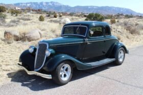 1934 Ford 5-Window Coupe Hot Rod