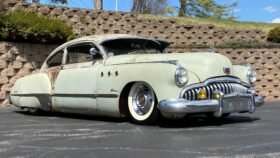 1949 Buick Model 56-S Super Sedanet