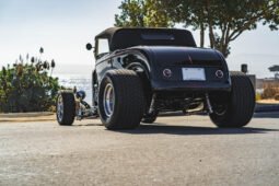 1932 Ford Roadster 2-Door Hot Rod V8