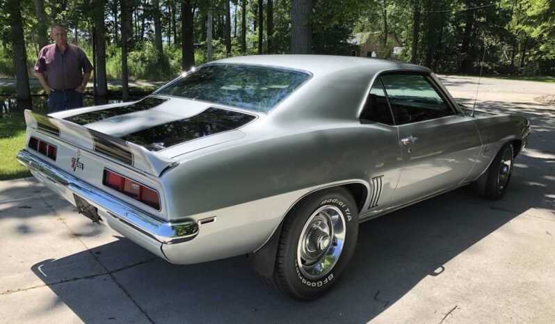 
								1969 Chevrolet Camaro Z/28 V8 Silver full									