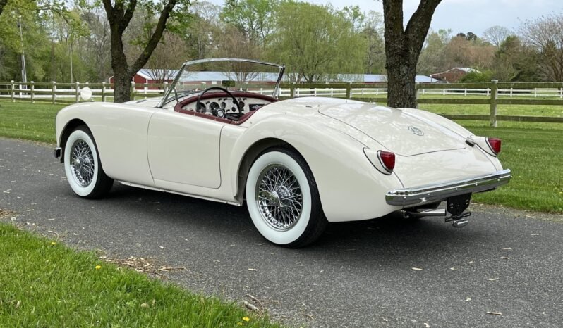 
								1956 MG MGA full									
