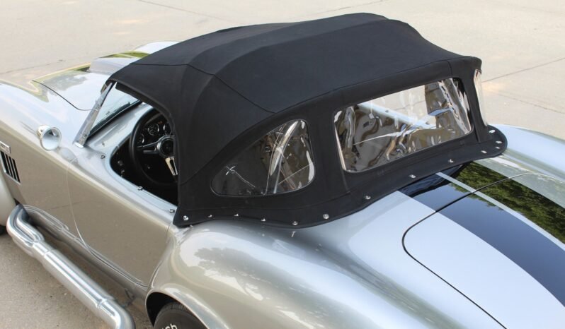 
								1965 Superformance Shelby Cobra MKIII V8 full									