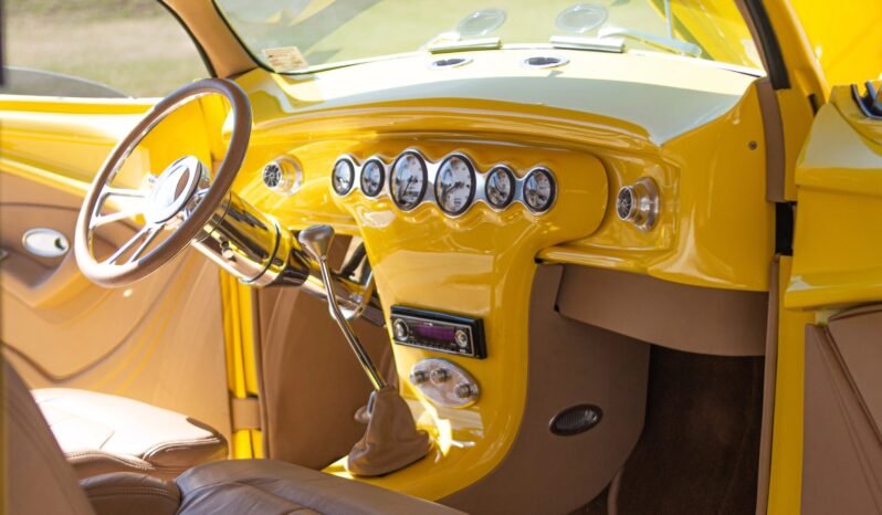 
								1937 Ford Custom Coupe LQ9 V8 full									