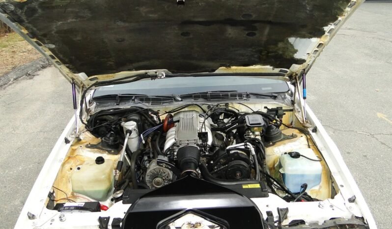 
								1985 Chevrolet Camaro IROC-Z full									