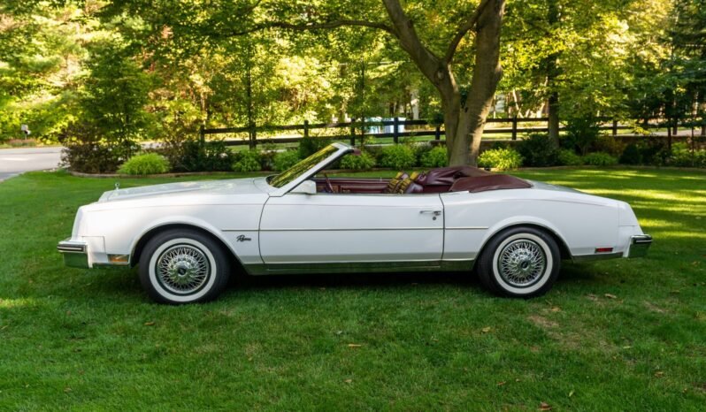 
								1983 Buick Riviera Convertible full									
