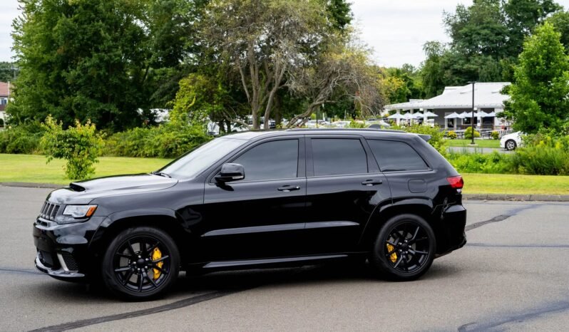 
								2021 Jeep Grand Cherokee TrackHawk full									