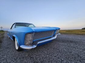 1963 Buick Riviera V8