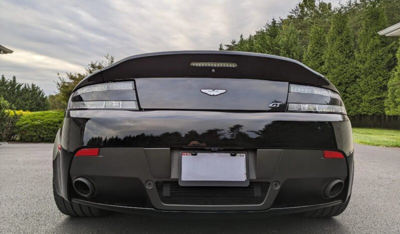 
								2015 Aston Martin Vantage GT full									