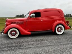 1935 Ford Sedan Delivery V8