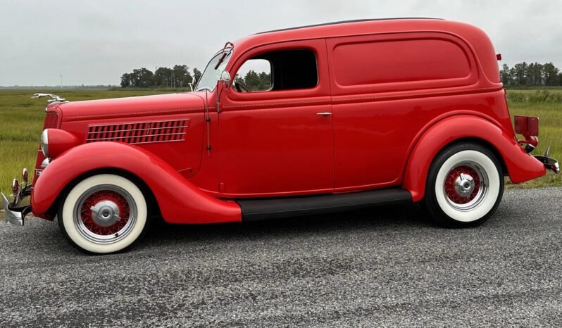 
								1935 Ford Sedan Delivery V8 full									