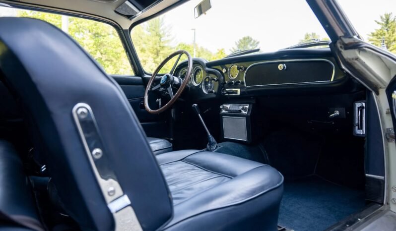 
								1963 Aston Martin DB4 full									