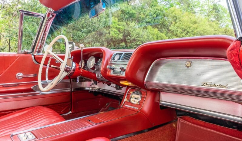 
								1960 Ford Thunderbird Convertible full									