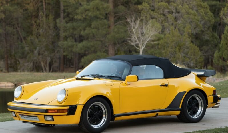 
								1989 Porsche 911 Speedster full									