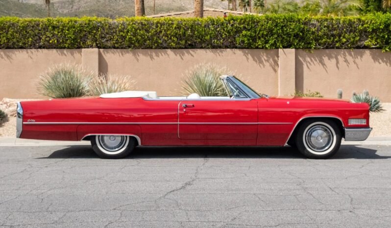 
								1966 Cadillac DeVille full									