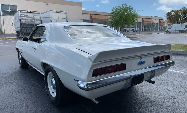 
								1969 Chevrolet Camaro 454 V8 full									