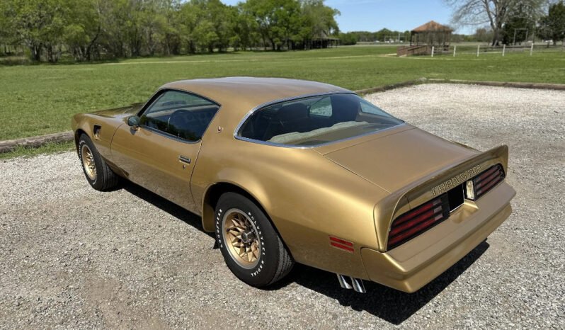 
								1978 Pontiac Firebird Trans AM 400 W72 V8 full									