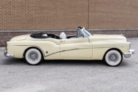 1953 Buick Skylark V8