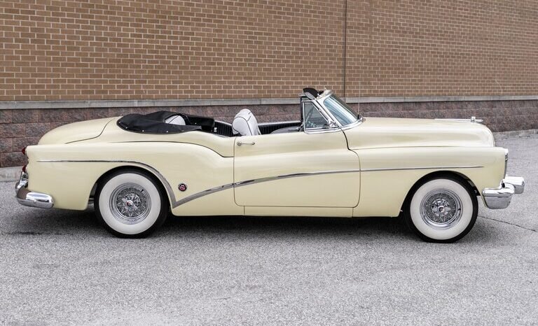 
								1953 Buick Skylark V8 full									