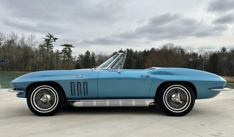 
								1965 Chevrolet Corvette Convertible Blue full									