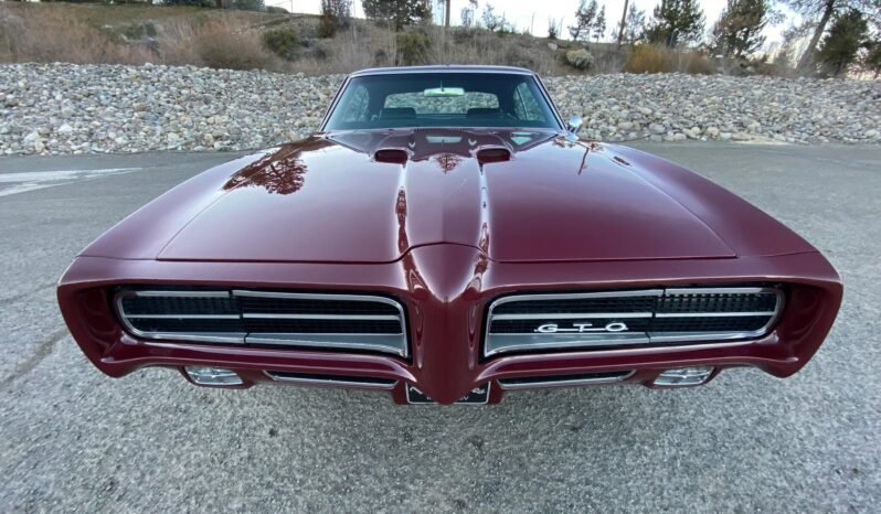 
								1969 Pontiac GTO Burgundy full									