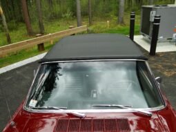 
										1965 Ford Mustang V8 Convertible full									