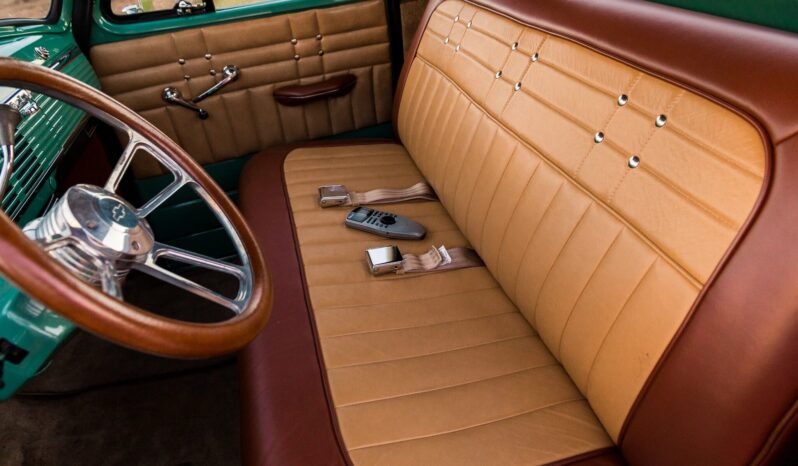 
								1949 Chevrolet 3100 V8 full									