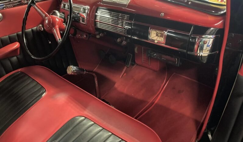 
								1940 Ford Deluxe Coupe Street Rod full									