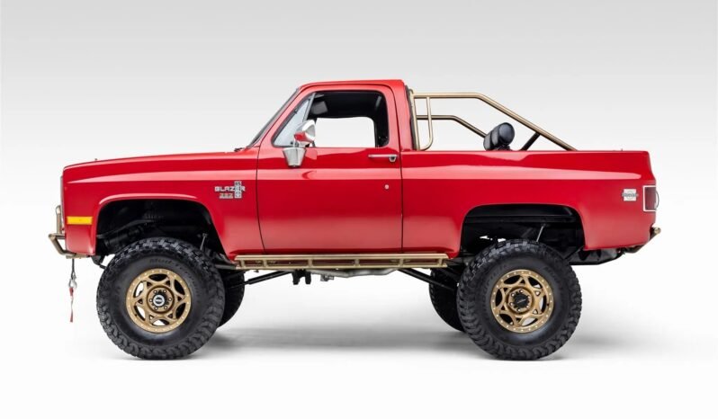 
								1986 Chevrolet K5 Blazer Silverado full									