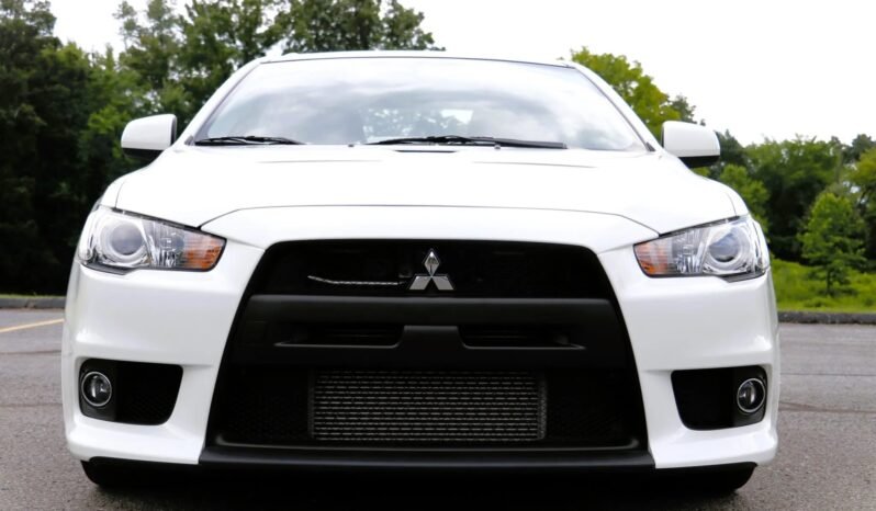 
								2010 Mitsubishi Lancer Evolution X GSR full									