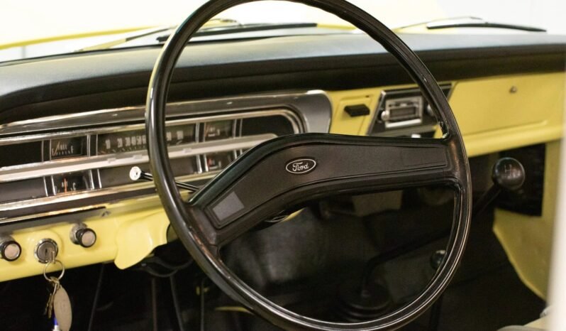 
								1972 Ford F-250 Sport Custom 4WD full									