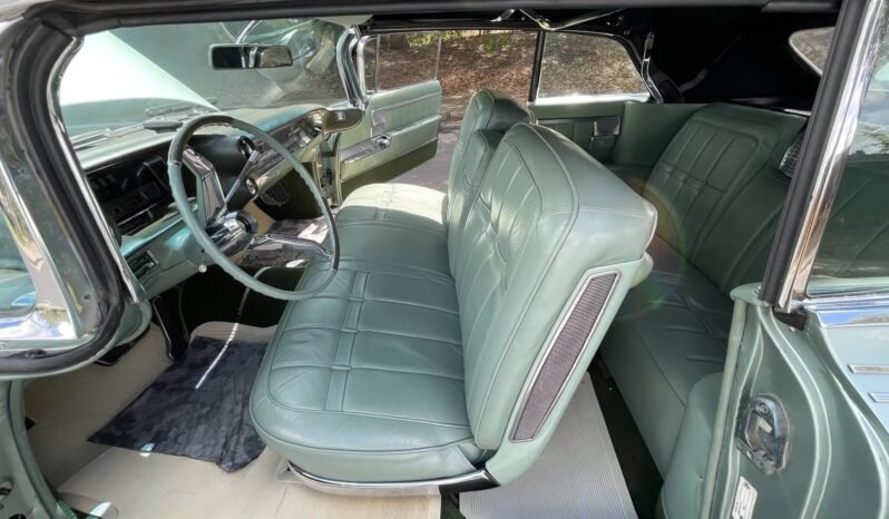 
								1960 Cadillac Eldorado V8 Biarritz full									