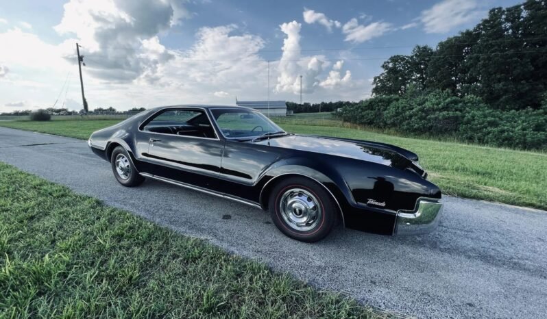 
								1966 Oldsmobile Toronado Deluxe Black full									