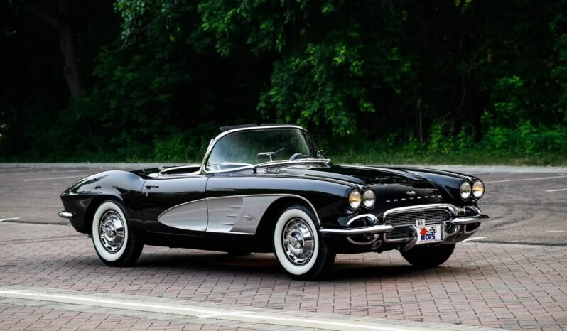 
								1961 Chevrolet C1 Corvette 4-Speed full									
