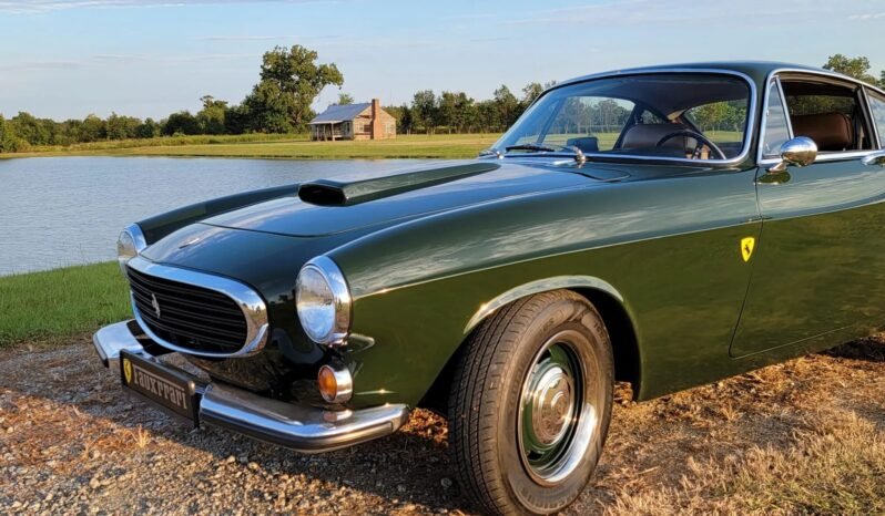 
								1969 Volvo 1800S full									