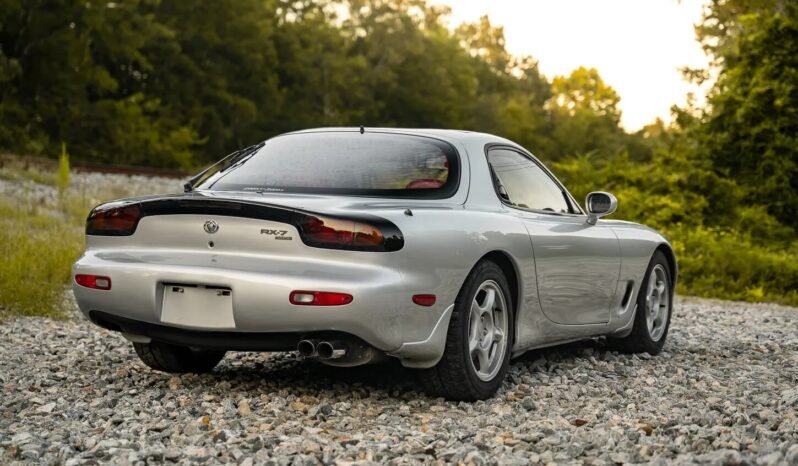 
								1993 Mazda RX-7 Touring Silver full									