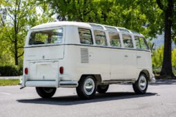 1966 Volkswagen Type 2 Deluxe 21-window
