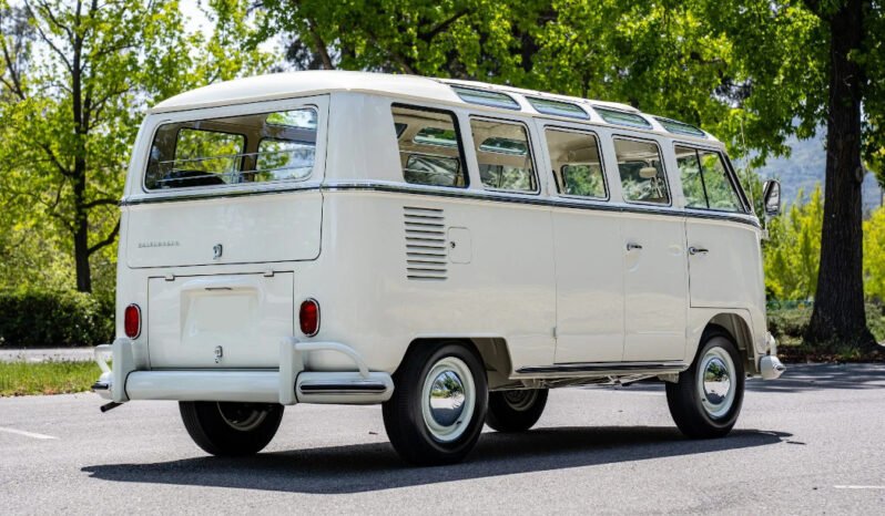 
								1966 Volkswagen Type 2 Deluxe 21-window full									