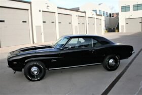 1969 Chevrolet Camaro V8 Black