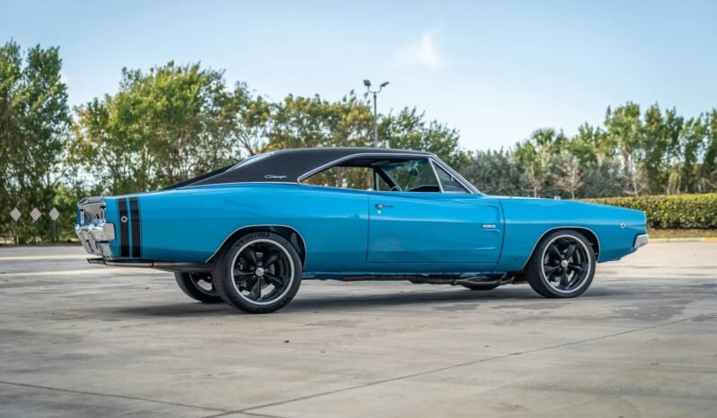 
								1968 Dodge Charger R/T 5-Speed full									