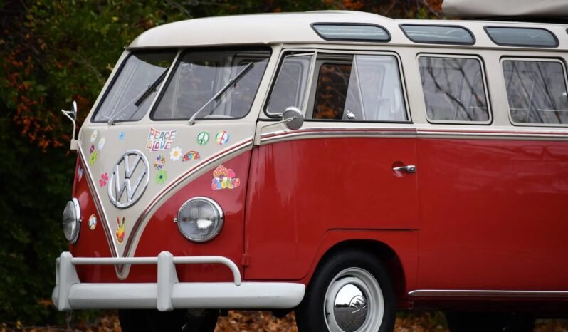 
								1961 Volkswagen Type 2 Bus full									