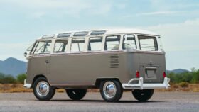 1963 Volkswagen Type 2 23-window Deluxe