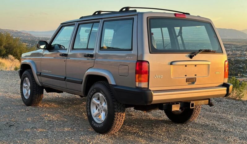 
								2001 Jeep Cherokee Sport full									