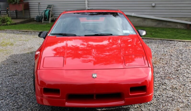 
								1988 Pontiac Fiero GT full									