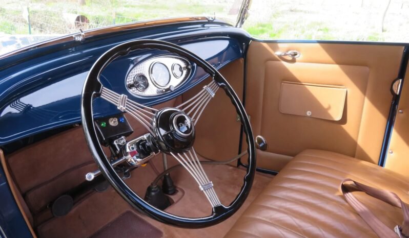 
								1932 Ford Roadster Hot Rod 3-Speed full									